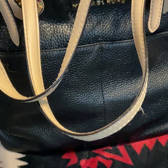 Bedford Michael Kors Tote Bag - Picture 3 of 7